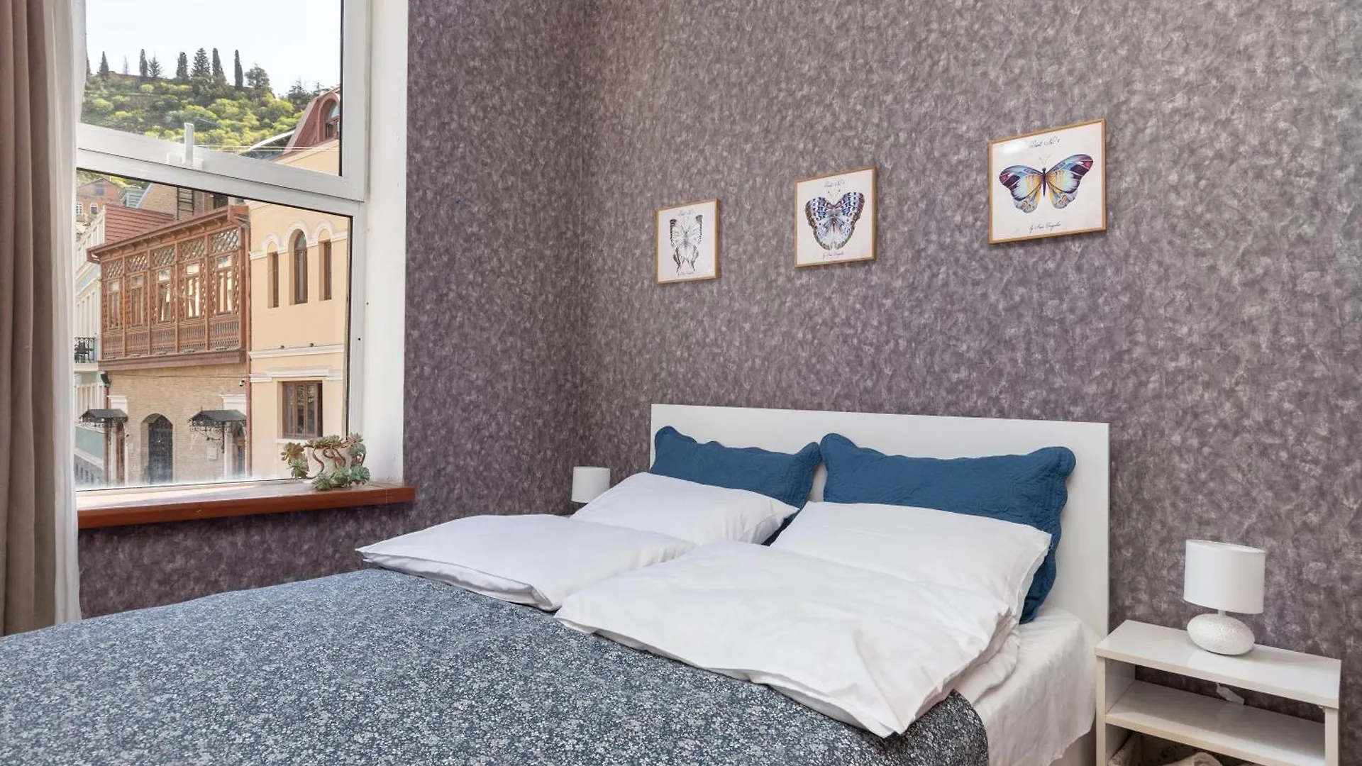 Charming Home At Old-Town Puri Square Tbilisi Apartamento