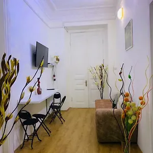 Апартаменты Old Yard, Тбилиси